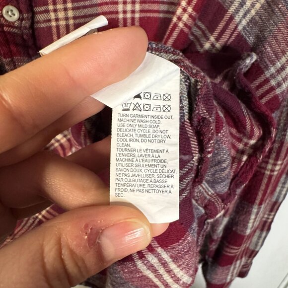 Lucky Brand Womens Red Plaid Button Up Shirt SZ Large Lightweight Cotton Blend - Picture 7 of 9